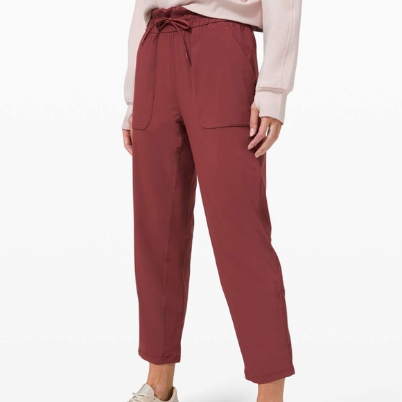 Lululemon Beyond the Studio Crop Savannah - Picture 4 of 5